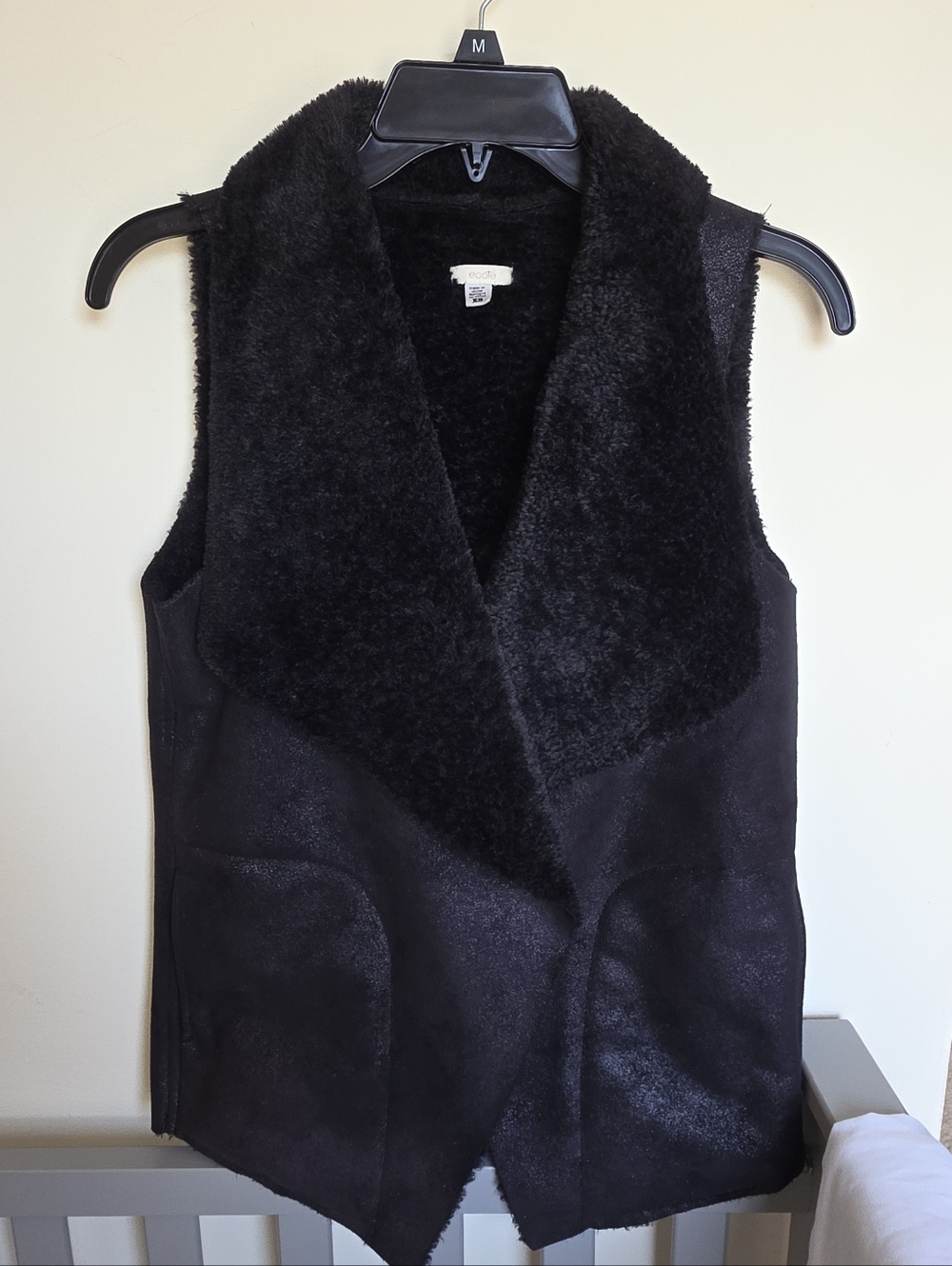 Ecote Urban Outfitters Faux Shearling Black Wide Collar Vest Size XS
